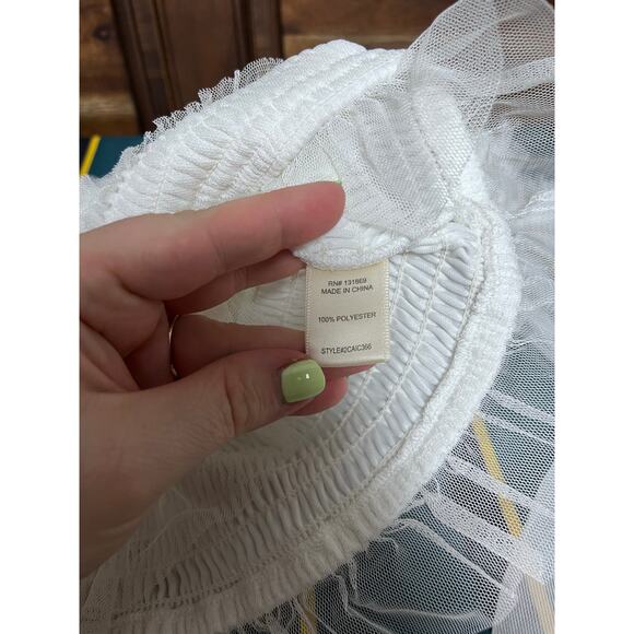 Buckle White Sheer Sleeve Crop Top - Picture 6 of 7